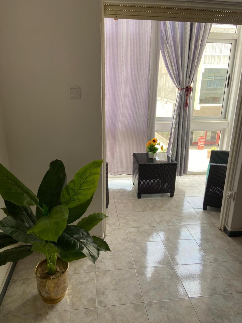 Lovely Apartment In Mindelo City Center Exterior foto